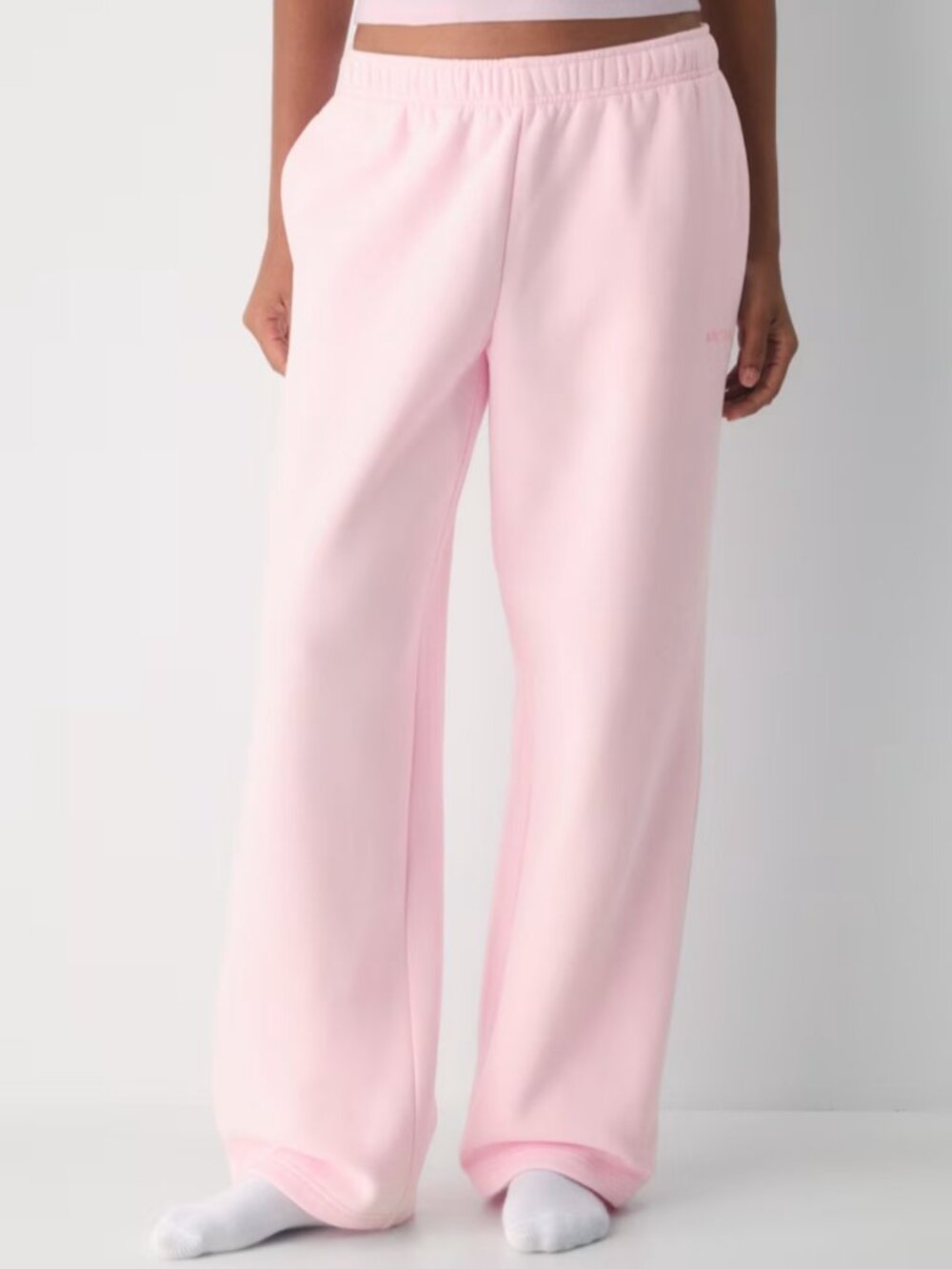 NWT Aritzia Sweatfleece MEGA STRAIGHT pants Villa Pink L